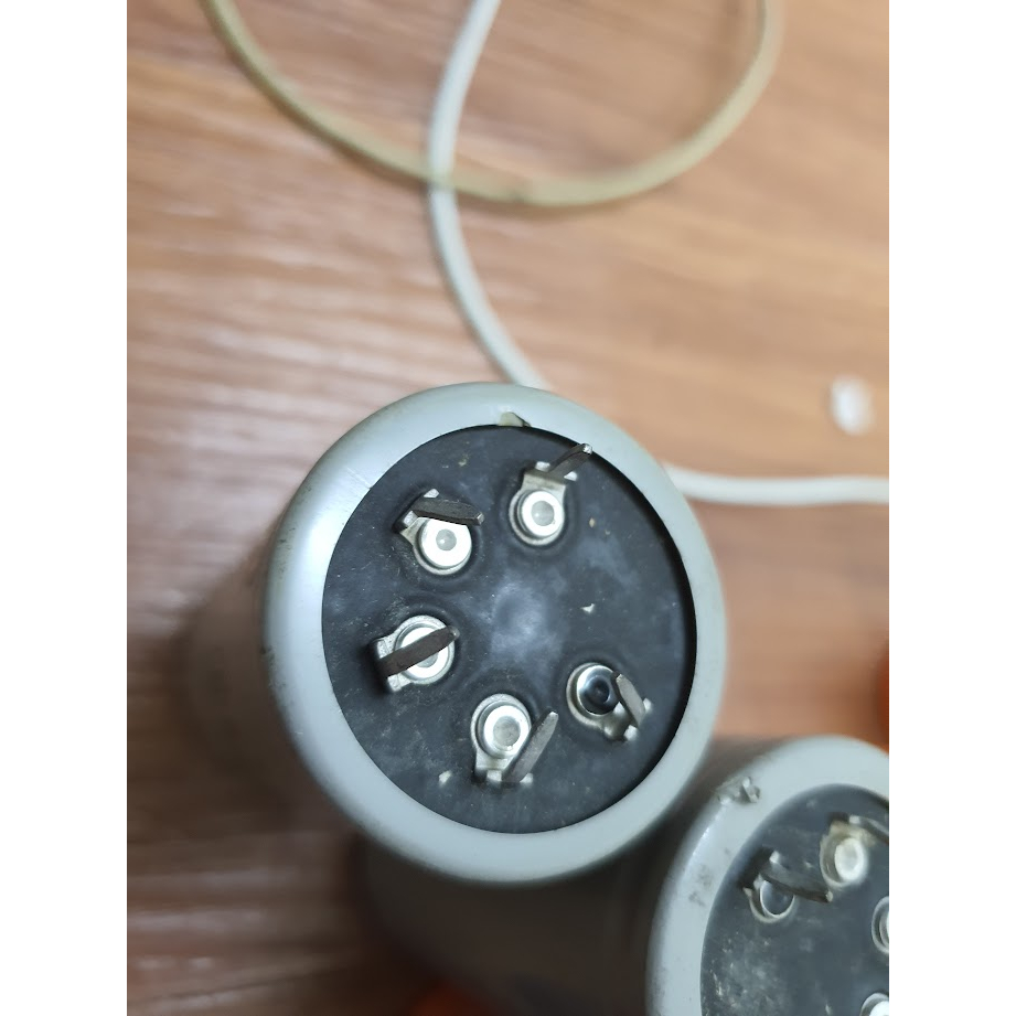 Tụ marcon 50v 15000uf Japan usa cổ chưa sử dụng