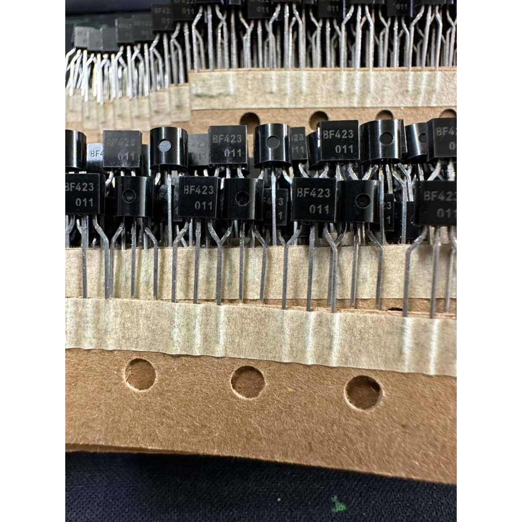 BF423 Combo 10con Transistor BF423 bf423 423 0.05A 250V PNP cắm To-92