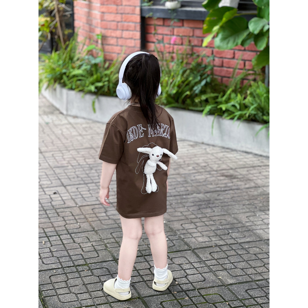 Áo thun gia đình gấu 13 demarzo tặng kèm thỏ trắng cho bé, áo phông trẻ em unisex dáng rộng - Winni Kids