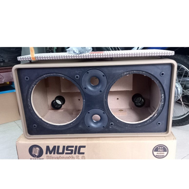 Vỏ thùng loa kéo xách tay 2 bass 20cm 2 treble