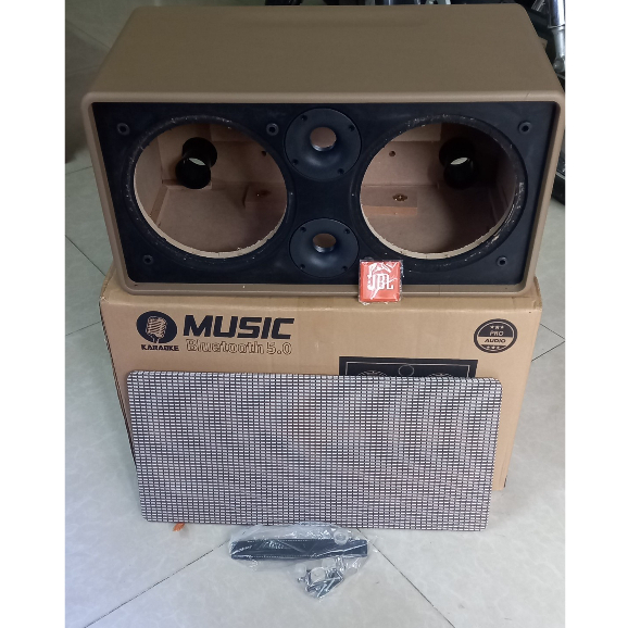 Vỏ thùng loa kéo xách tay 2 bass 20cm 2 treble