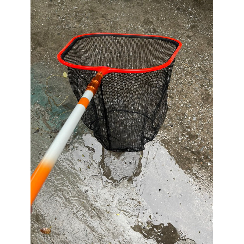 Vành vợt carbon cao cấp  Liền khối  Kích thước vành =50cm  Chiều sâu =50cm Mắt lưới thưa  Chuyên dùng săn hàng và chép
