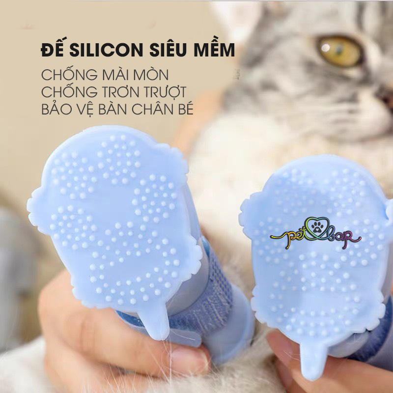 Giày cho chó mèo chất liệu silicon siêu mềm chống nước không gây đau chân