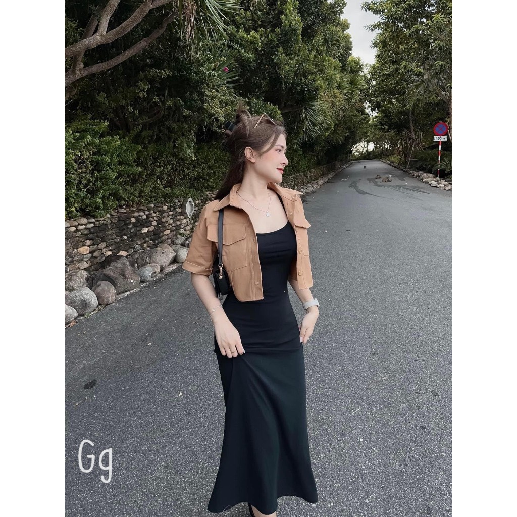 Đầm Body Đen Trơn Kèm Áo Khoác Kaki Siêu Hot MK60