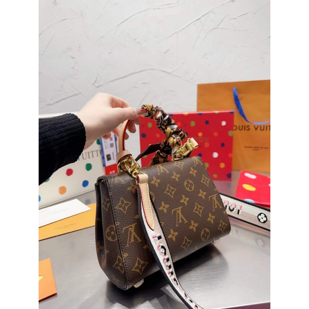 Túi Xách Eo.vì Clun.ny Size 20cm Quai Thổ Cẩm