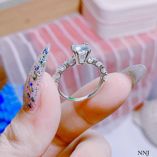 Nhẫn bạc nữ mặt đá xinh chất liệu bằng bạc MS075