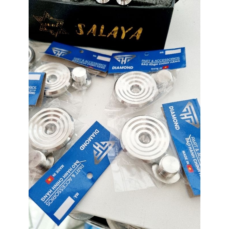 Ốc mâm lửa thái cho các dòng xe honda yamaha suzuki