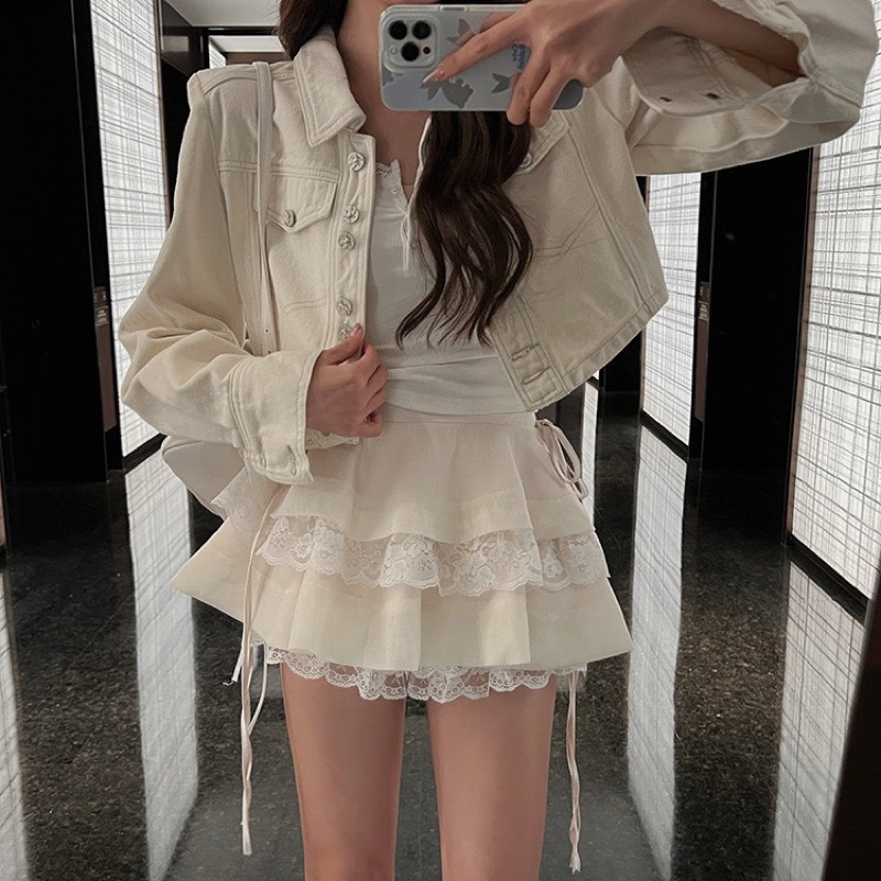 SET ÁO KHOÁC KAKI + CROPTOP 2 DÂY + CHÂN VÁY XOÈ TẦNG REN