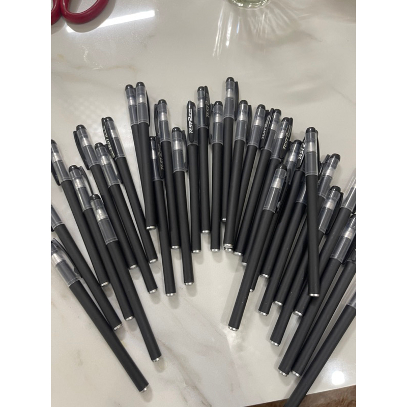 Sét 100 bút gel mực đen ngòi 0.38mm