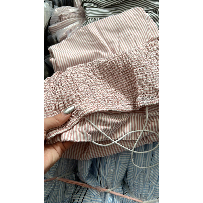 Đầm xoè 2 dây bún dáng dài phối sọc dọc