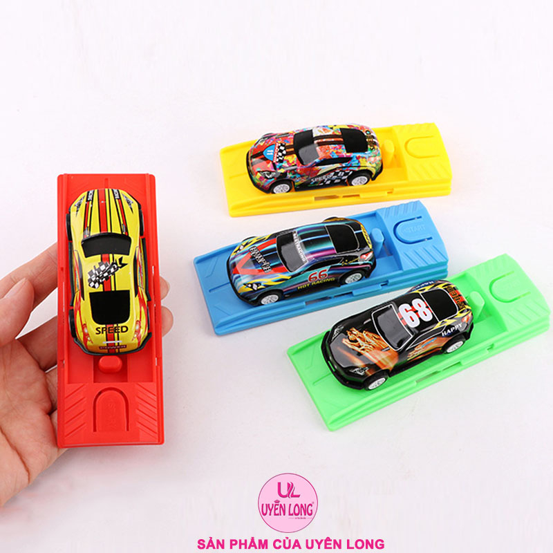 Xe Đua Go Kart Kèm Bệ Phóng Sáng Tạo Cho Bé, Tương Tác Tốt Với Người Lớn, Hình Dáng Và Màu Sắc Rất Ngầu