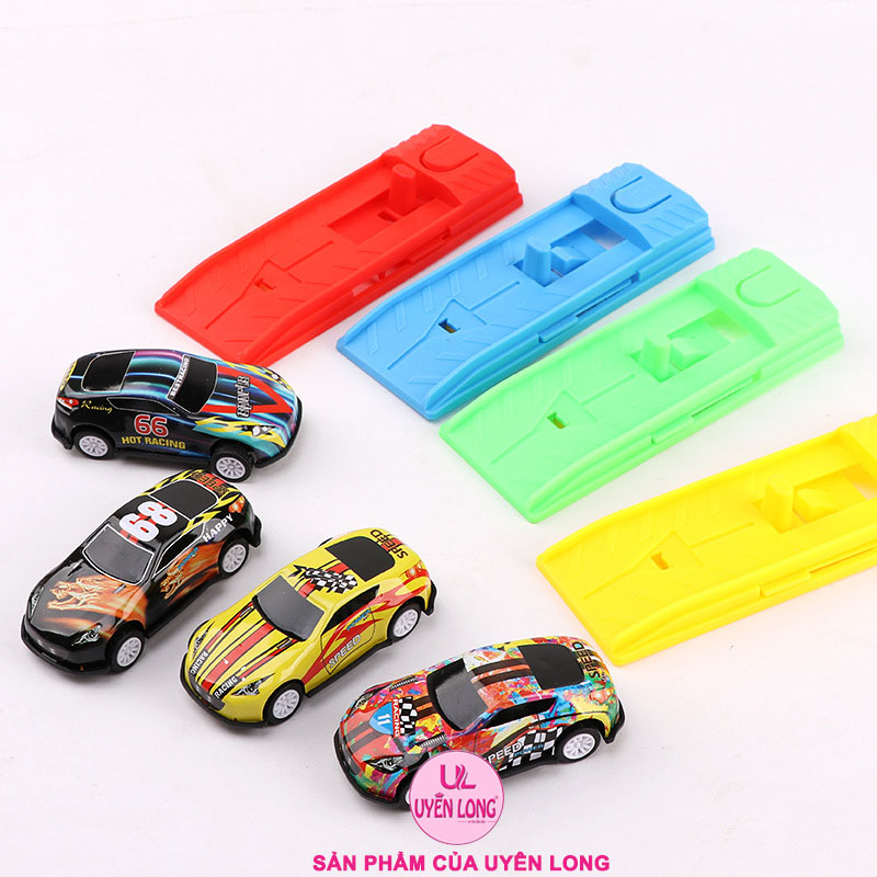 Xe Đua Go Kart Kèm Bệ Phóng Sáng Tạo Cho Bé, Tương Tác Tốt Với Người Lớn, Hình Dáng Và Màu Sắc Rất Ngầu