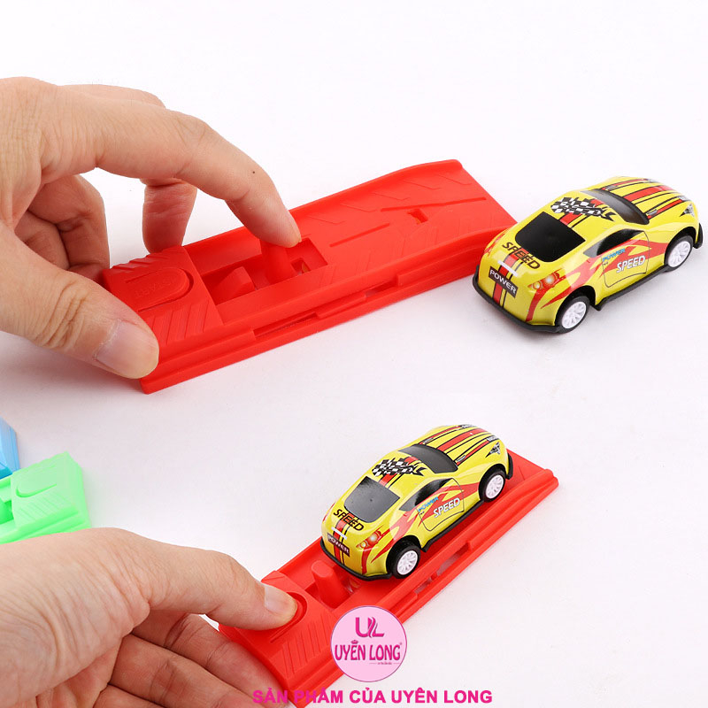 Xe Đua Go Kart Kèm Bệ Phóng Sáng Tạo Cho Bé, Tương Tác Tốt Với Người Lớn, Hình Dáng Và Màu Sắc Rất Ngầu