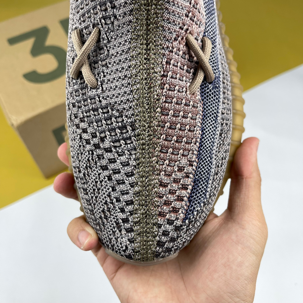 Giày Yz350 V2 Fade, Yz 350 Nâu Đất Hàng Cao Cấp Đế Nén Hạt Chuẩn - Than.Shoes