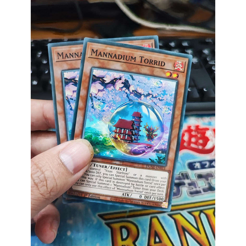 1 lá thẻ bài Mannadium Torrid - DUNE-EN011 - Super Rare 1st Edition