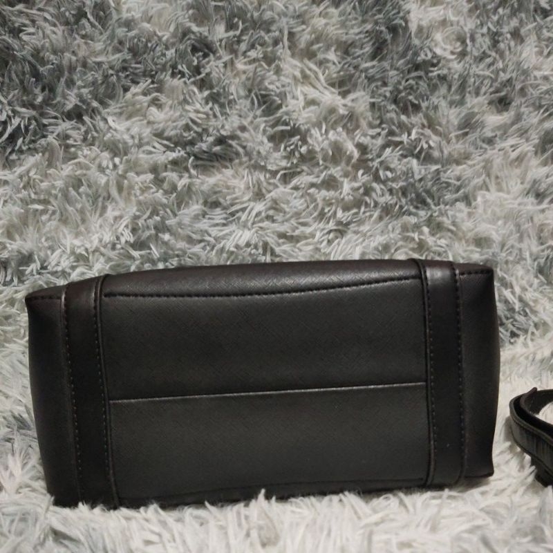 Túi si H94 tuyển Nhật hiệu MICH**L K*RS da thật size 24cmx20cmx10cm