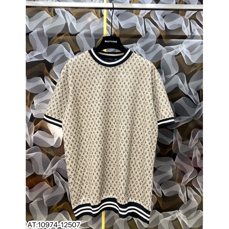 Áo thun bo chun dệt hình lv mono gram phong cách boy phố vải cotton dày dặn