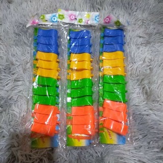Sỉ vỉ 12 chiếc còi nhựa nhiều màu
