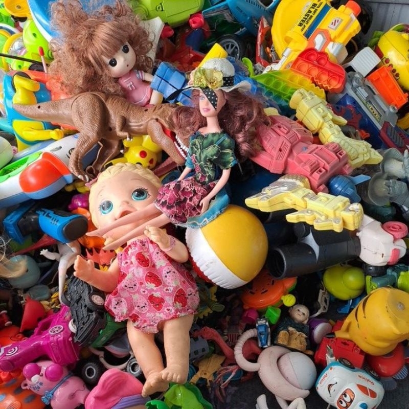 Đồ chơi đã qua sử dụng