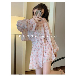 Hoa ngắn tay 2023 Thích hợp cho thời trang nữ hai bộ
