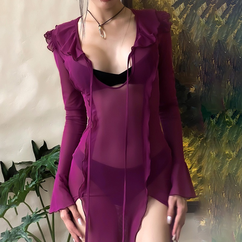 Đầm lưới mặc ngoài đồ bơi. Hình thật