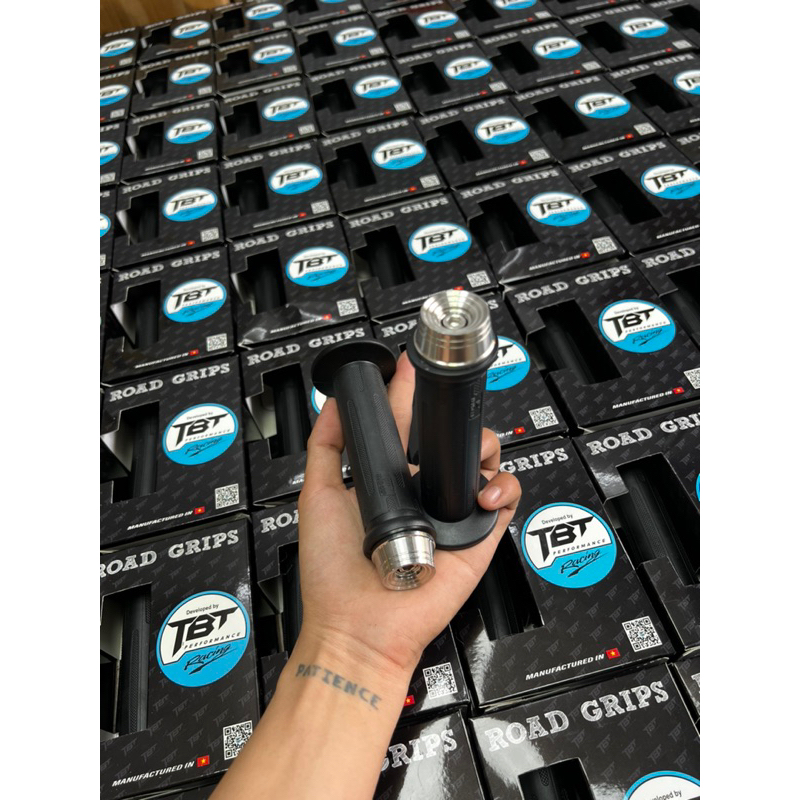 Bao tay TBT V2 chính hãng gắn mọi loại xe