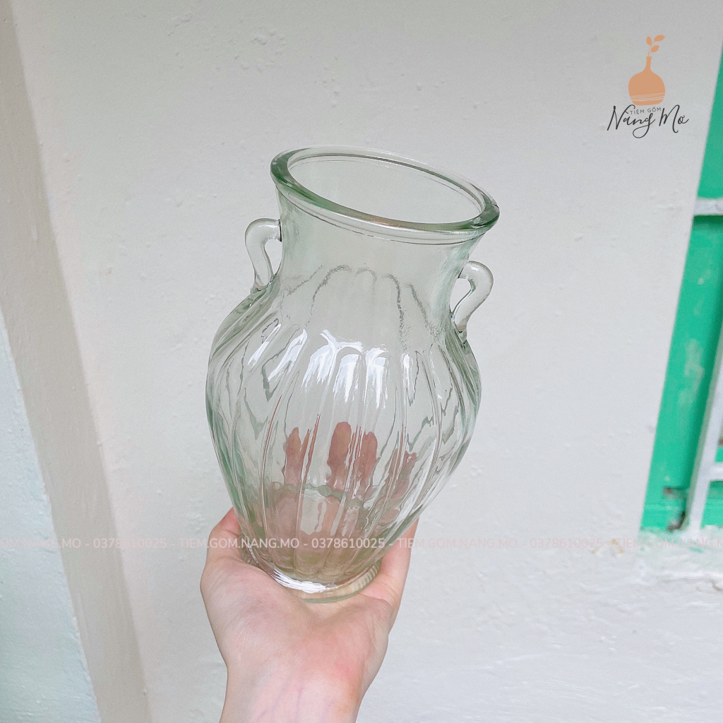 Bình thủy tinh vintage có hai tai trang trí, cắm hoa để bàn
