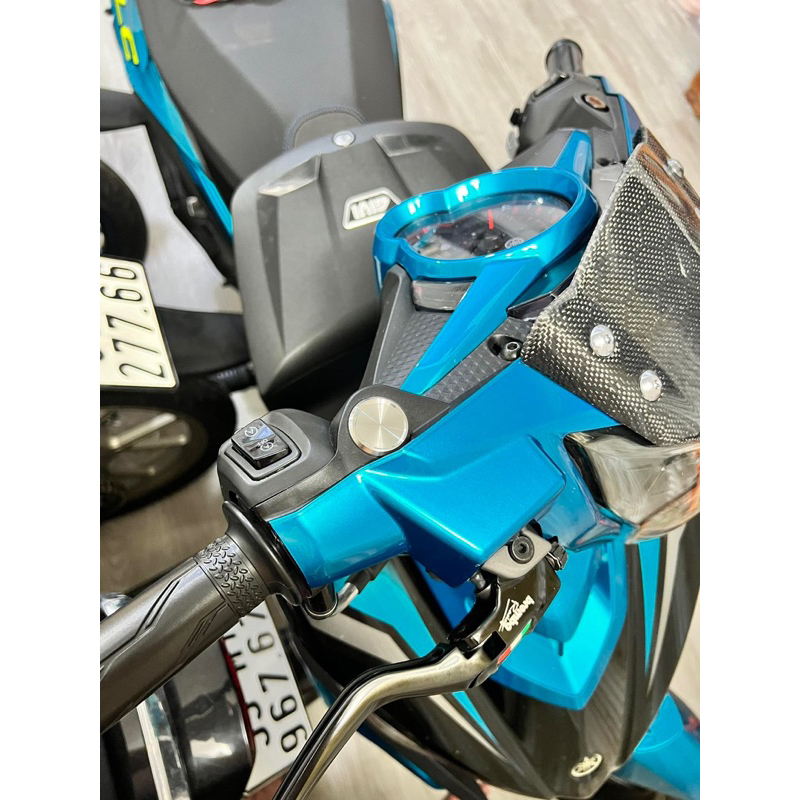 Nút đậy chân kính INOX304 Ex135-Lead