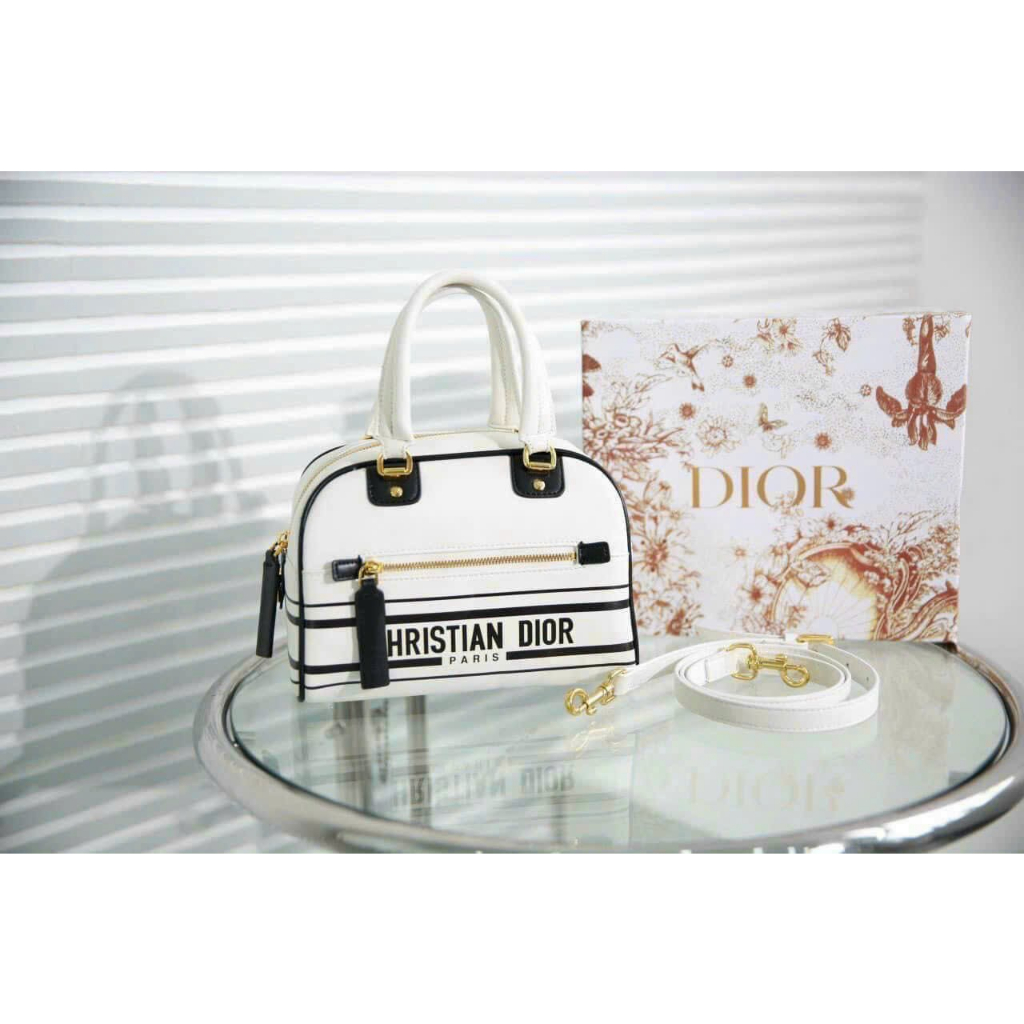 Túi trống Dior Bag cá tính màu trắng - Shop Lynh