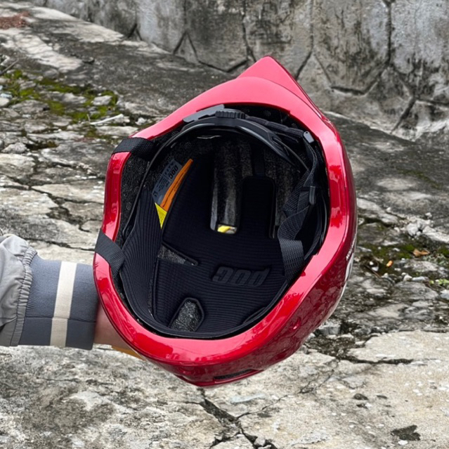 MŨ THỂ THAO XE ĐẠP POC 01 CHÍNH HÃNG ĐỎ CANDY MỚI NHẤT 2023 Cực Cháy, Tặng túi đựng nón và BH 12 tháng dây quai gài