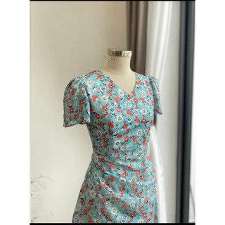 Đầm Hoa Cổ Chữ V Xếp Ly Eo