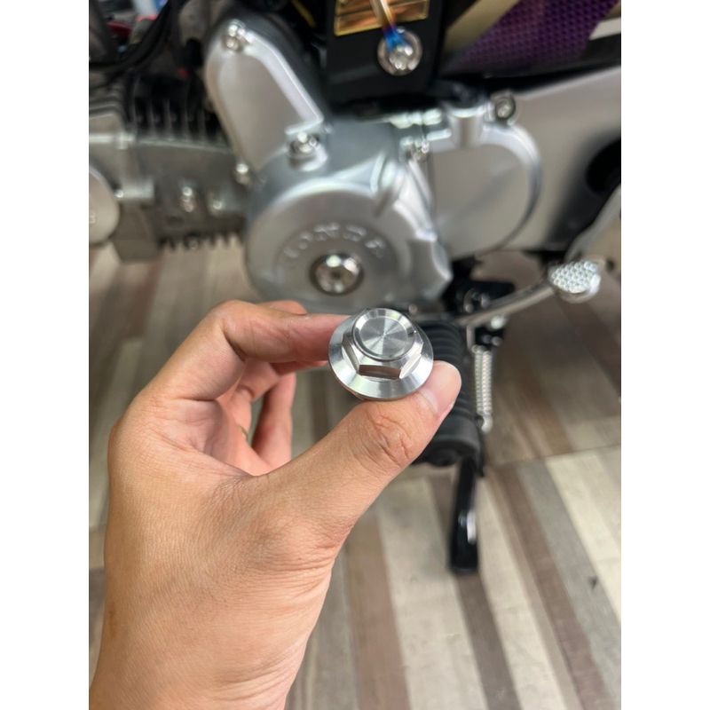 Combo mâm lửa - nắp nhớt Honda trụ INOX304