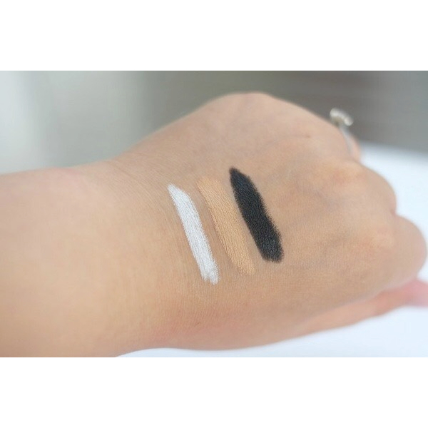 Sáp lót mắt kiềm dầu LA Girl HD High Definition Eyeshadow Primer
