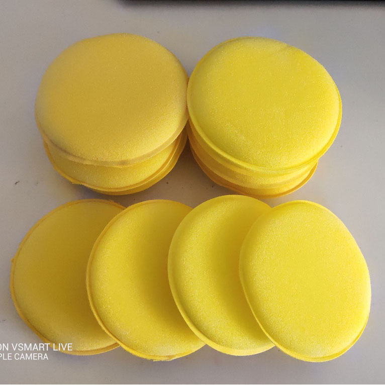 Mút Xốp Mềm Màu Vàng Dùng Đánh Bóng Xe Hơi Tiện Dụng