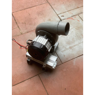 Máy bơm nước dc 48-60v công suất 1300w họng xả 90mm