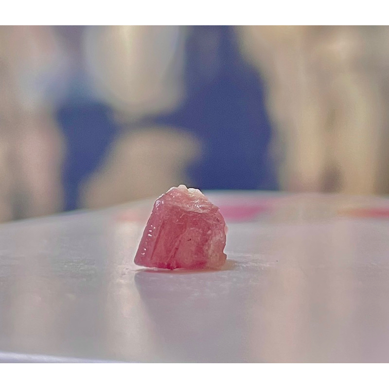 Tourmaline thô hồng