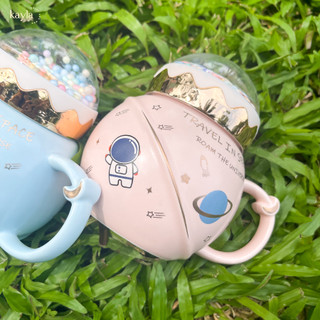 Ly sứ có nắp hình phi hành gia dễ thương