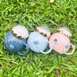 Ly sứ có nắp hình phi hành gia dễ thương