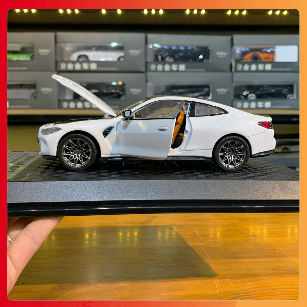 Mô hình xe BMW M4 tỉ lệ 1:23 MSZ