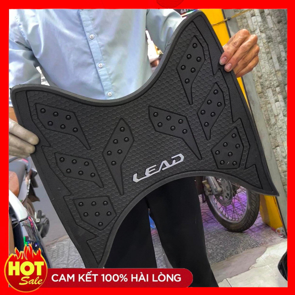 Thảm lót chân cao su Honda Lead 2022 - 2023 giúp sàn xe sạch sẽ chống trầy xước