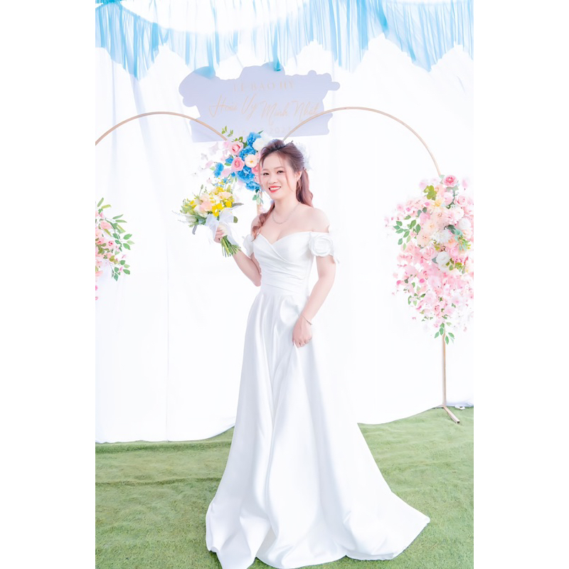 CDp195- Váy cưới bàn trễ vai hoa , váy cưới Mie tran , đầm cô dâu
