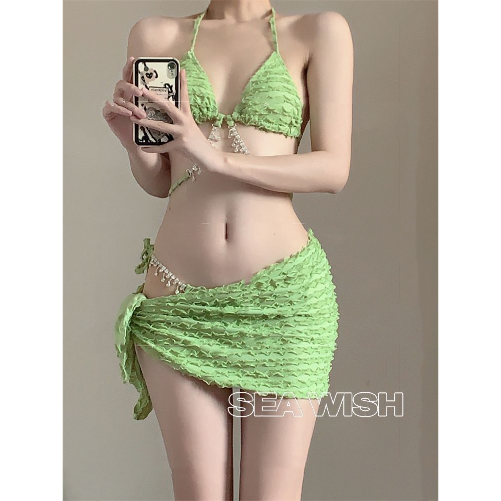 Set bikini 3 mảnh màu xanh cốm dây xích đã bling bling