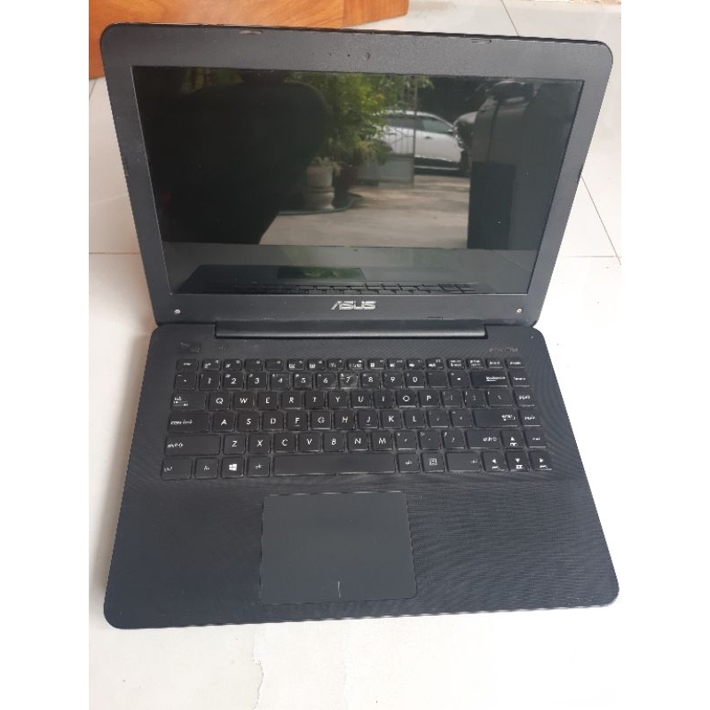 Laptop asus X454L