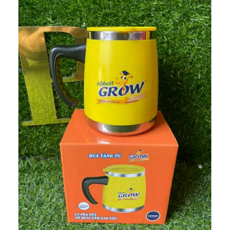 Ly pha sữa có quai cầm pediasure cao cấp cho bé