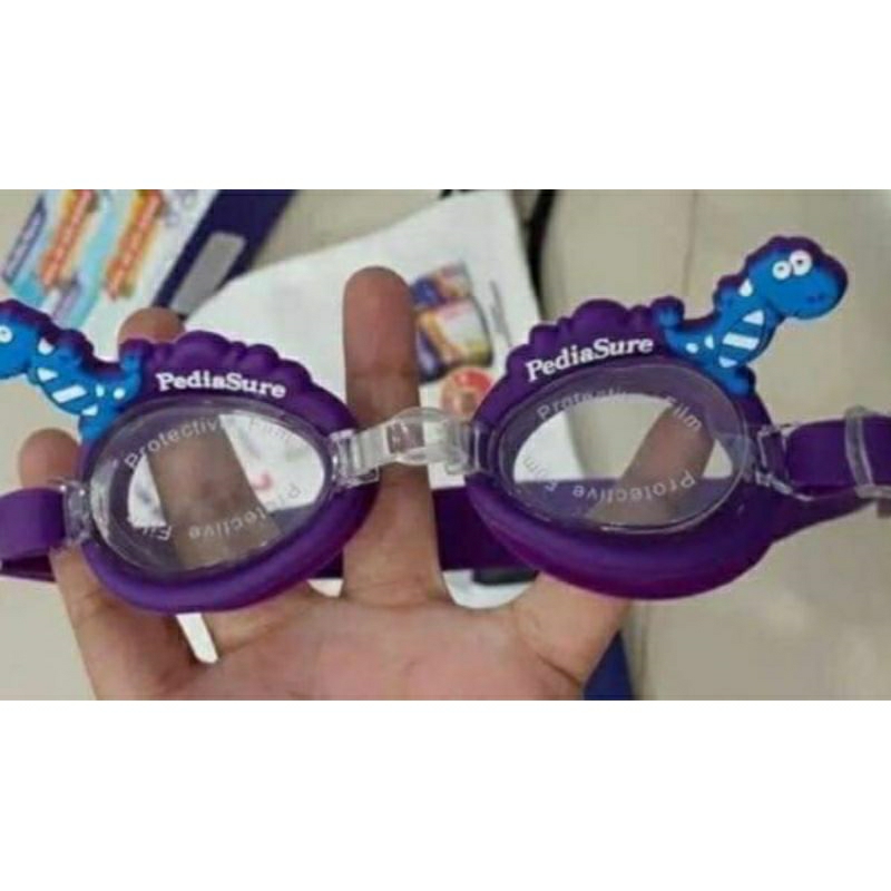 Kính bơi +balo  pediasure cho bé