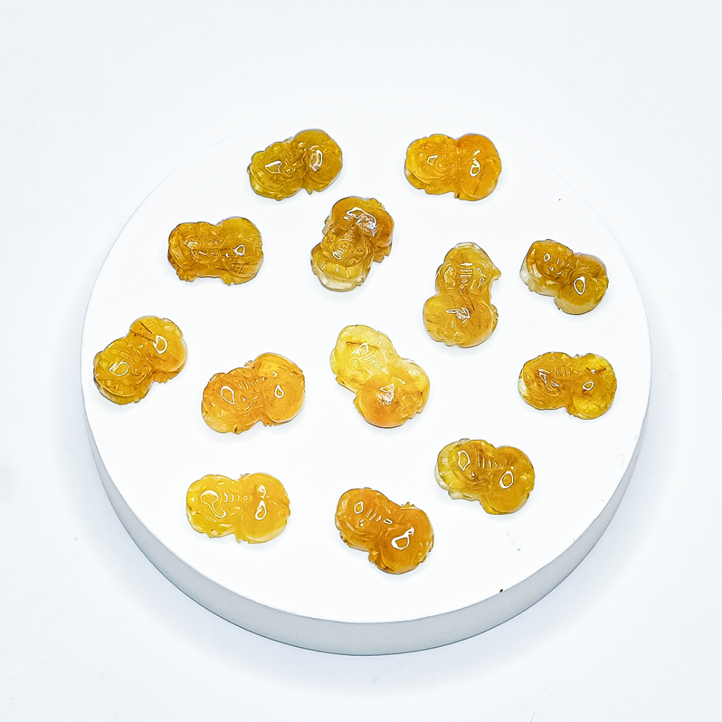 Tỳ hưu tóc vàng thiên nhiên hợp mệnh Kim và Thủy UPCARA