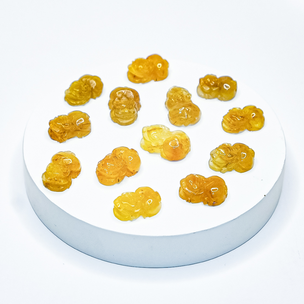 Tỳ hưu tóc vàng thiên nhiên hợp mệnh Kim và Thủy UPCARA