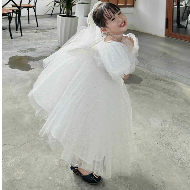 Váy Công Chúa Cao Cấp Tặng Kèm Khăn Voan Chùm Đầu Cô Dâu Cho Bé