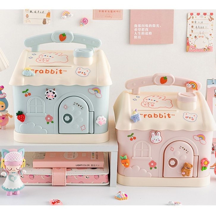Hộp Tiết Kiệm Ngôi Nhà Có Khóa Dễ Thương - Heo Đất Bằng Nhựa kèm sticker - Qùa Tặng 1/6