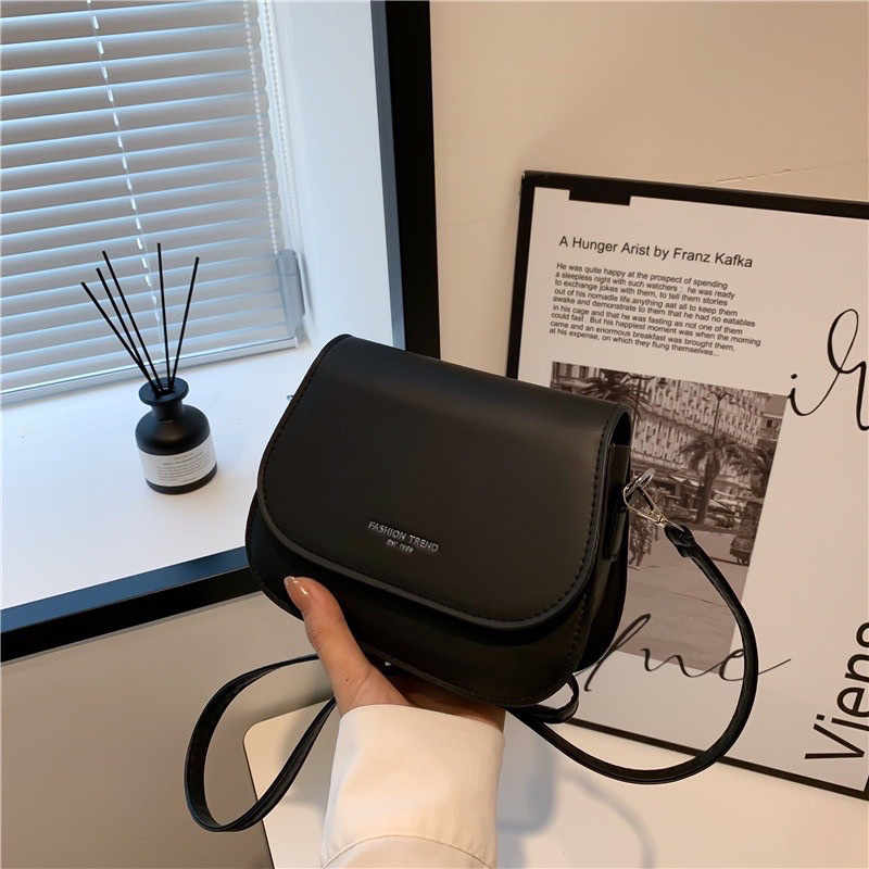 Túi Xách Nữ Túi Đeo Chéo Giá Rẻ Dáng Bầu In Trám Caro Phong Cách Hàn Quốc QG Store